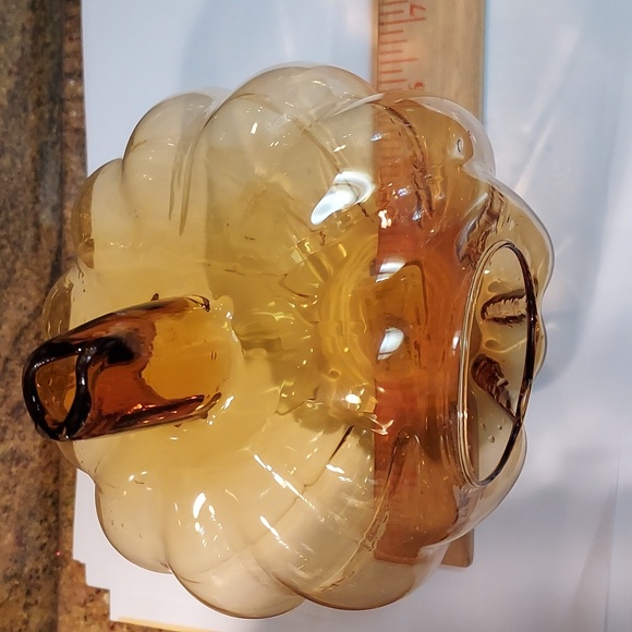 Amber art glass pumpkin votive candle holder - Picture 5 of 6